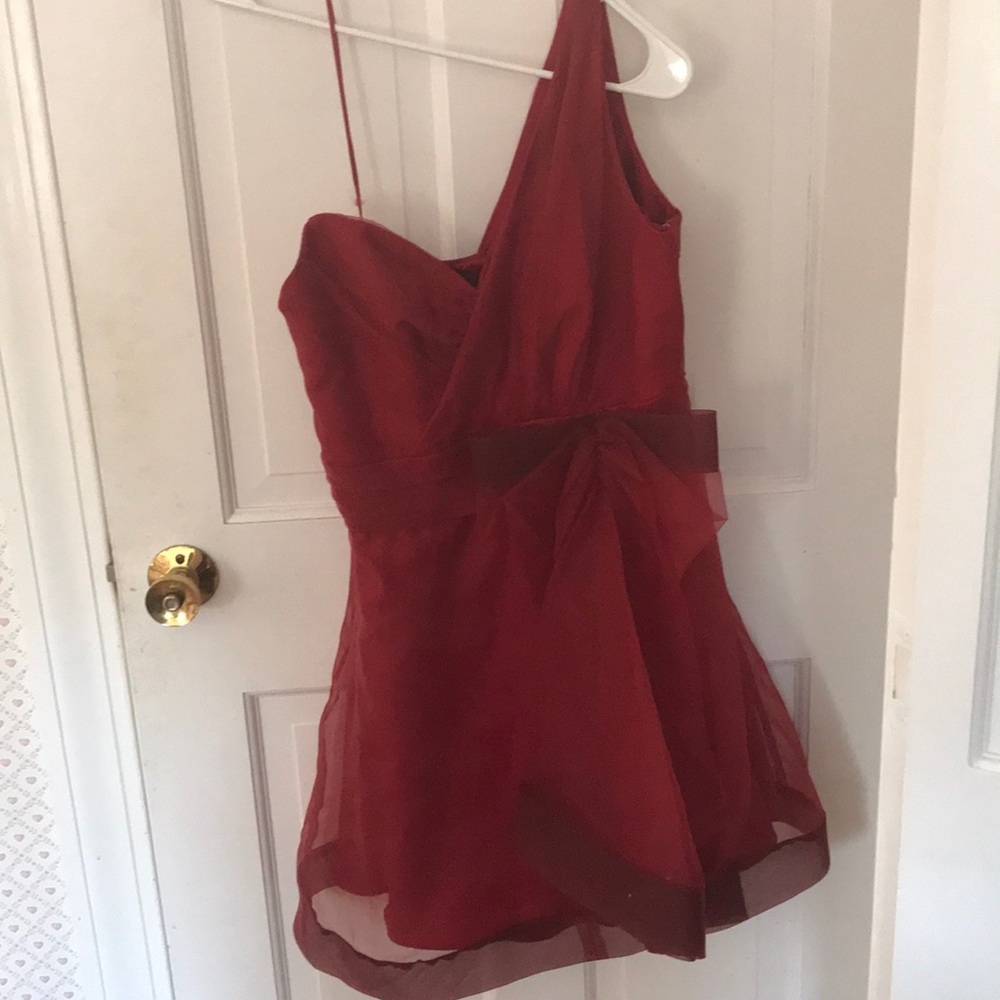 Allen Schwartz red one shoulder dress with bow